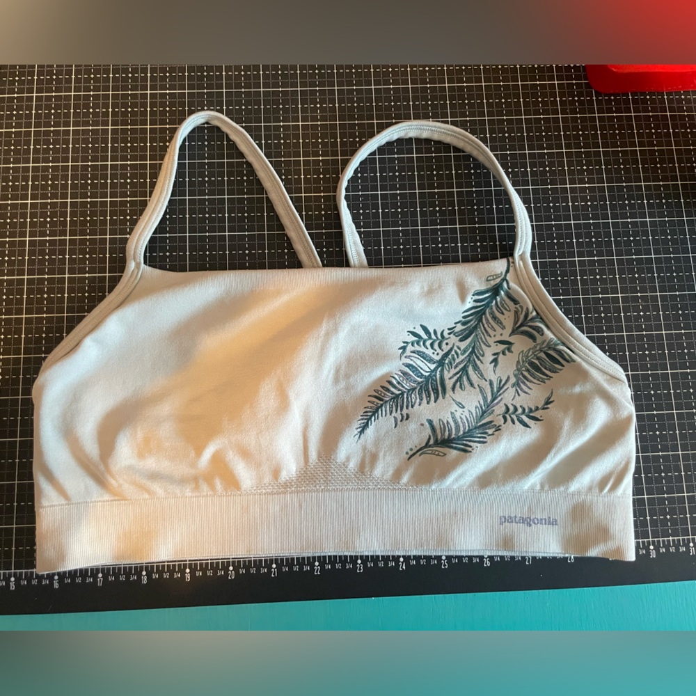 Patagonia sports bra L
